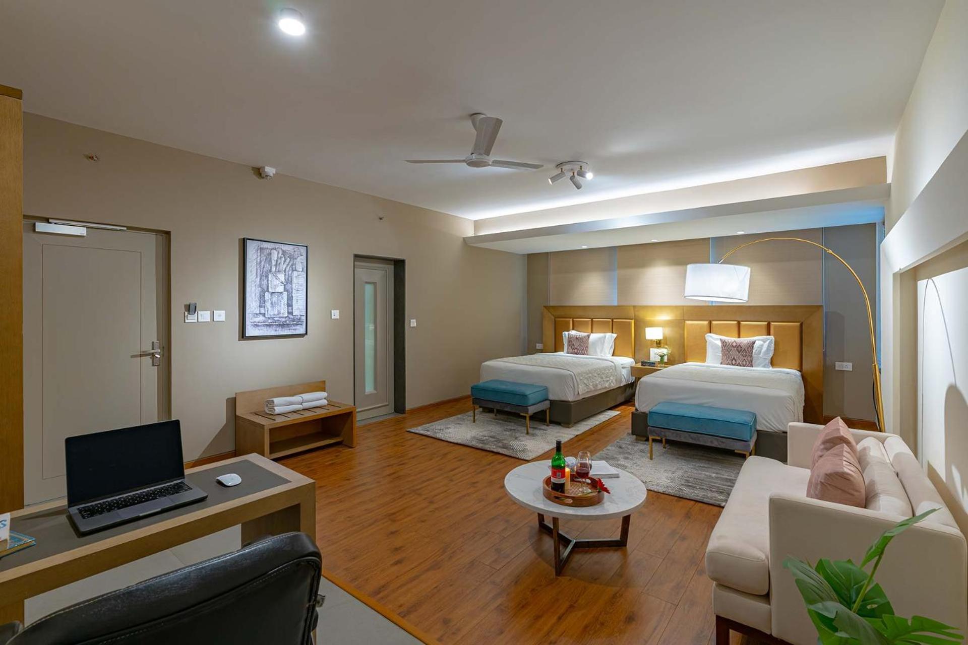 Stayvista At Holiva With Pool, View Siridao